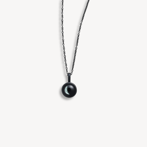 sky-light-necklace-in-black-matte