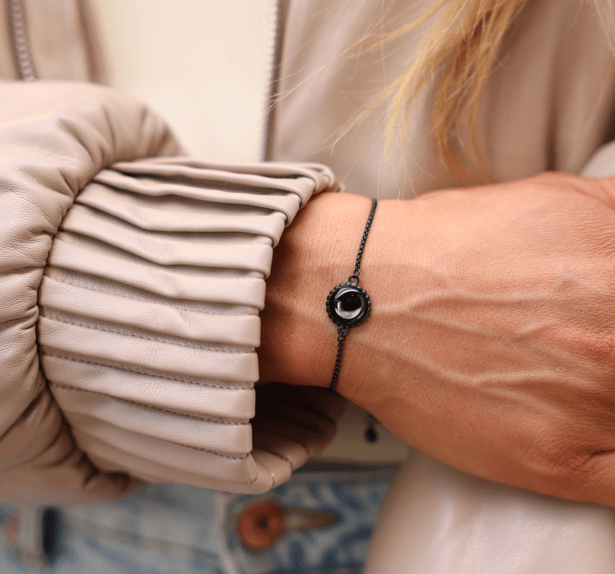 Carina Twist Bracelet in Black Matte